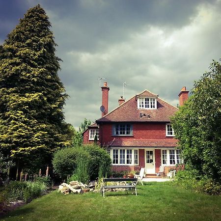 Rosemead Guest House Claygate Kültér fotó