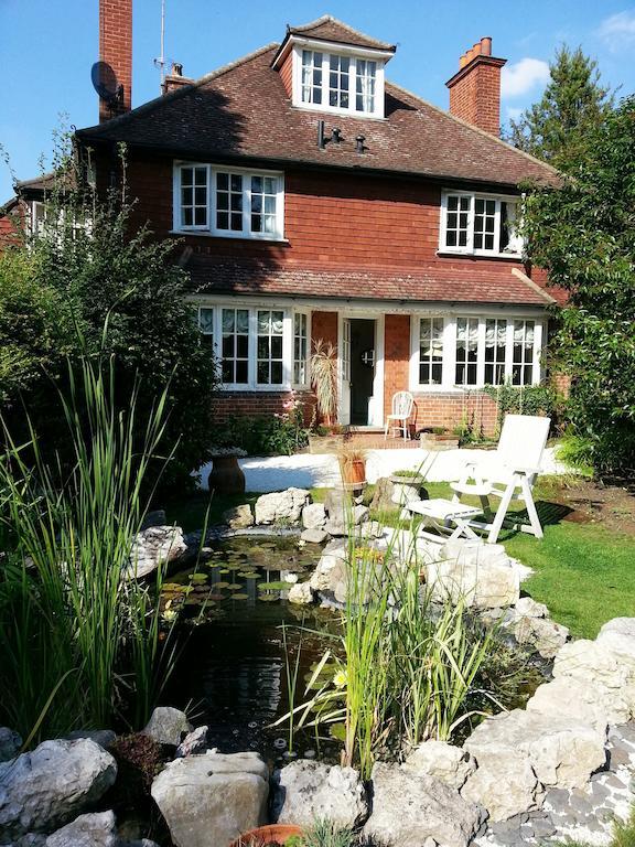 Rosemead Guest House Claygate Kültér fotó